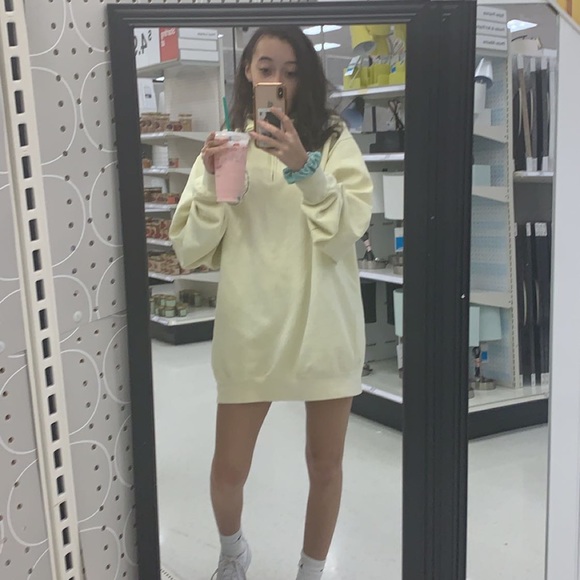 Meet your Posher, Vicky - Picture 1 of 1